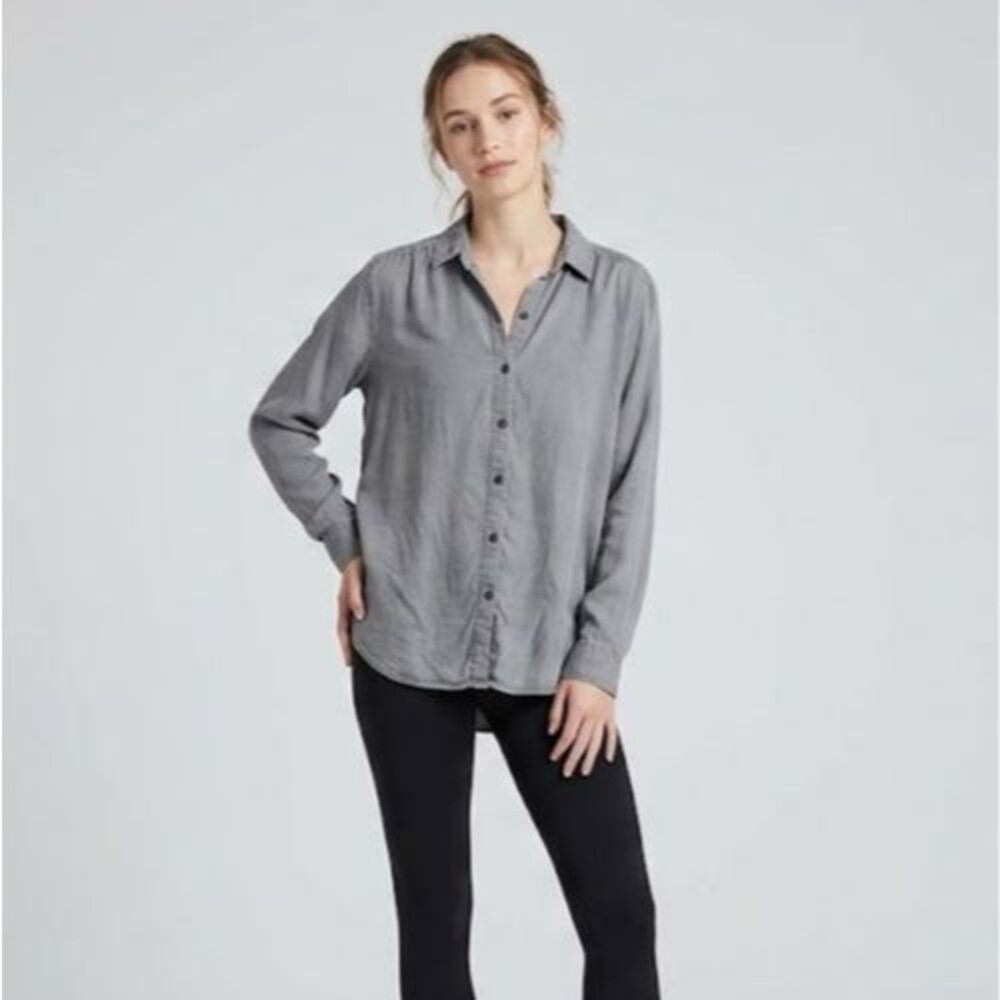 Jane and Delancey Shirt XL Gray Lyocell Button Front Long roll tab Sleeve